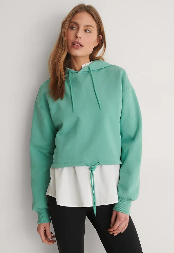 NA-KD Ekologisk hoodie med dragskodetalj - Green