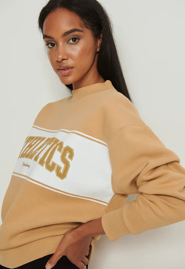 NA-KD Ekologisk tröja med hög hals - Beige