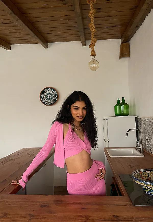 NA-KD Finstickad öppen kofta - Pink