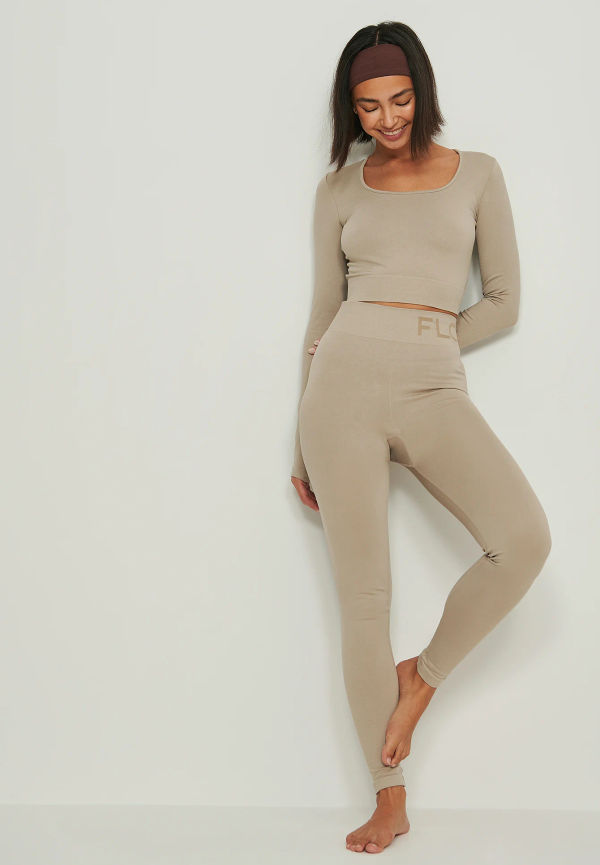 NA-KD Flow Sömlösa tights med hög midja - Beige
