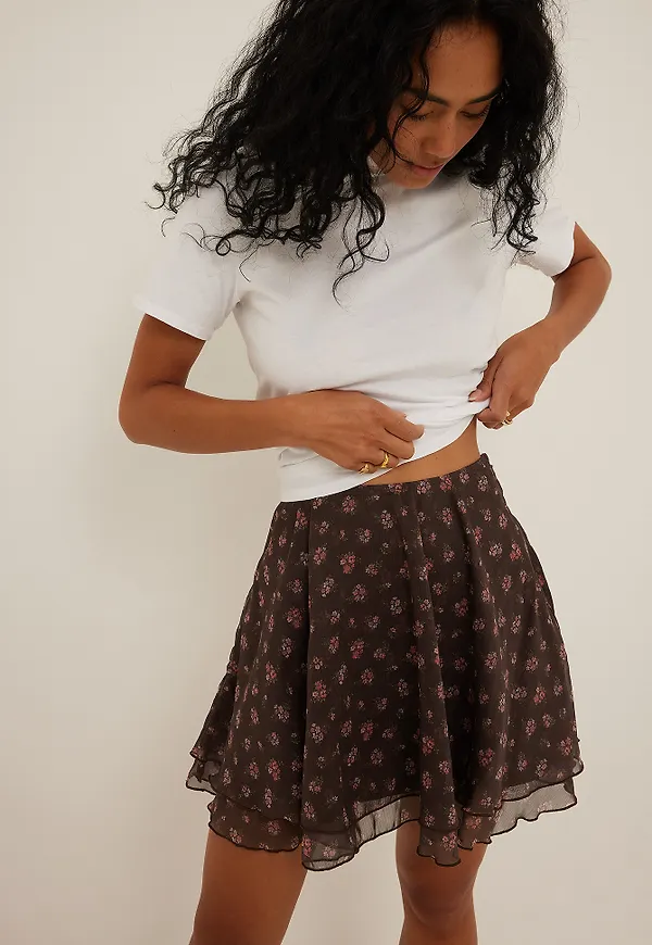 NA-KD Frilled Mini Chiffon Skirt - Flower