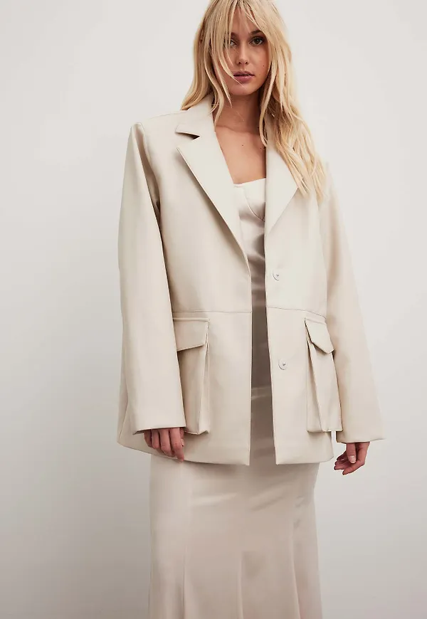 NA-KD Kort PU-jacka - Beige