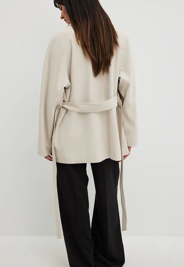 NA-KD Kort trenchcoat - Offwhite