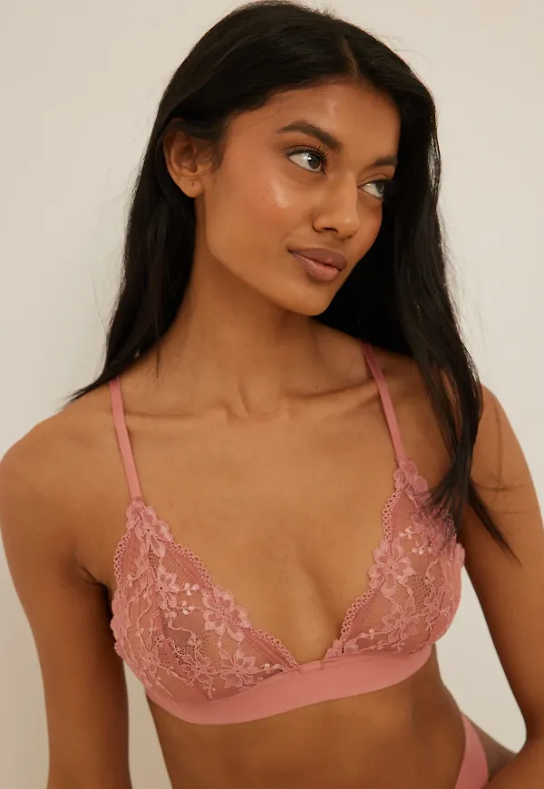 NA-KD Lingerie Elastisk triangeltopp - Pink