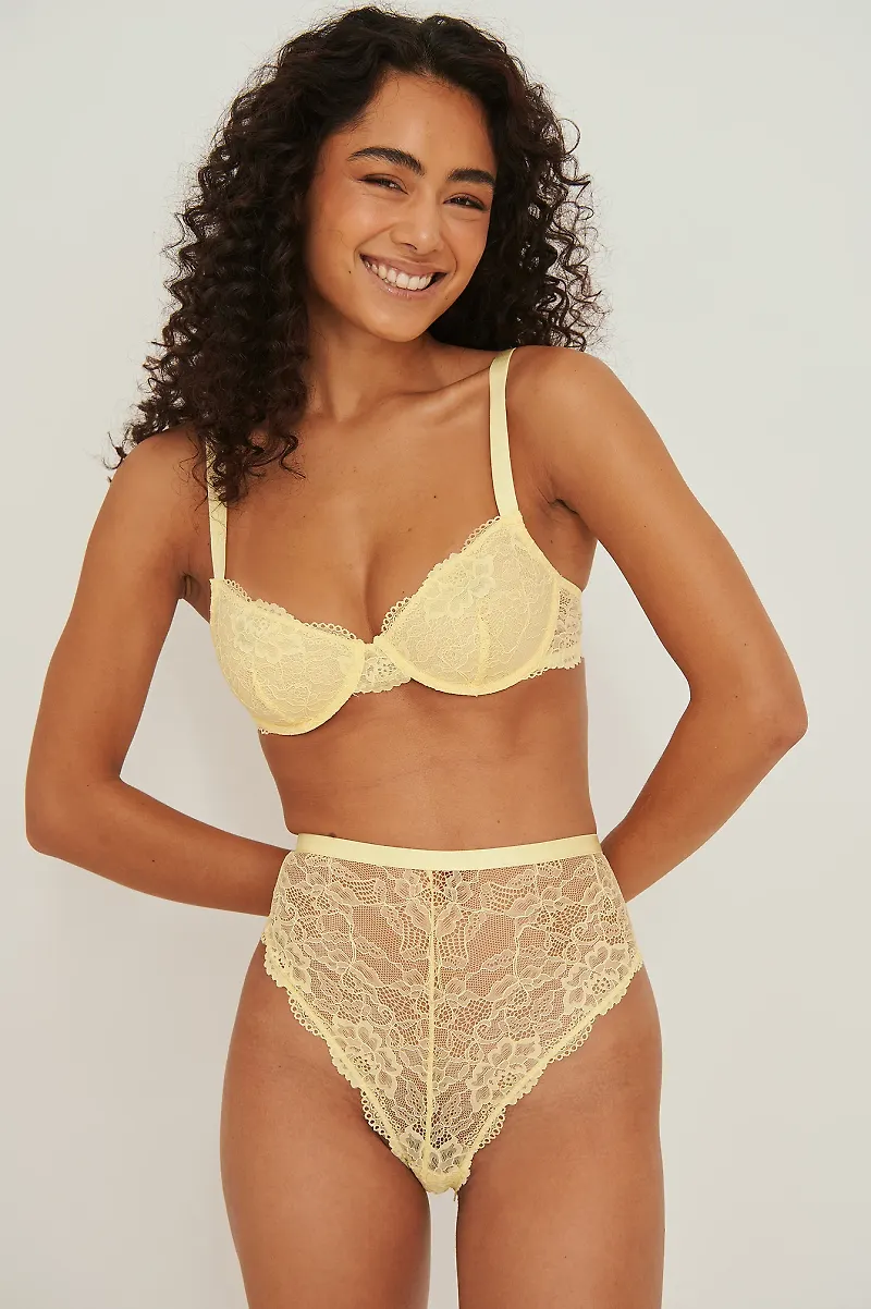 NA-KD Lingerie Recycled hög bred spetstrosor - Yellow