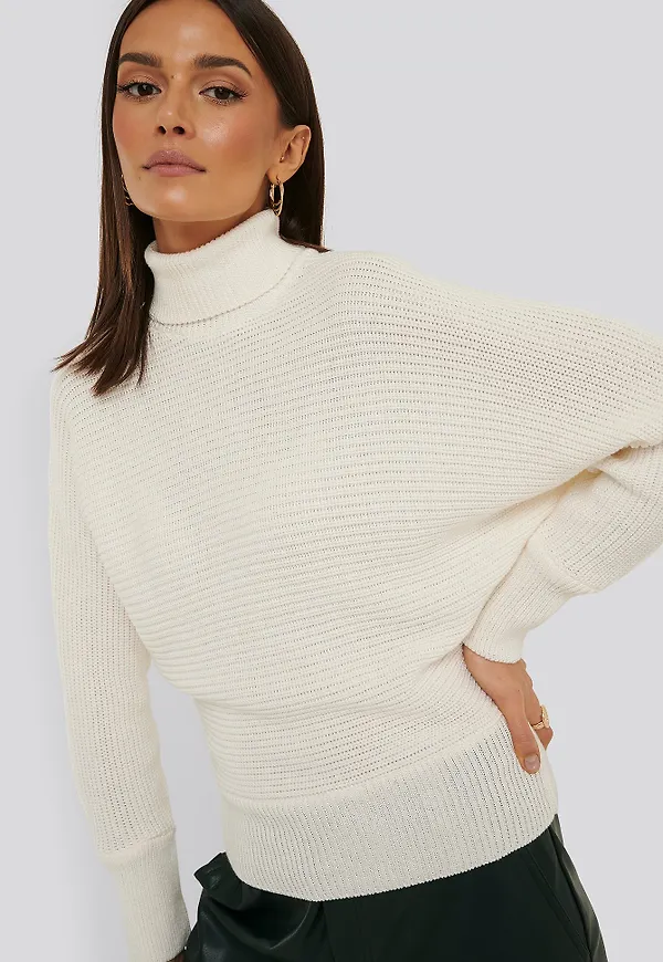 NA-KD Nedvikt stickad tröja - Offwhite