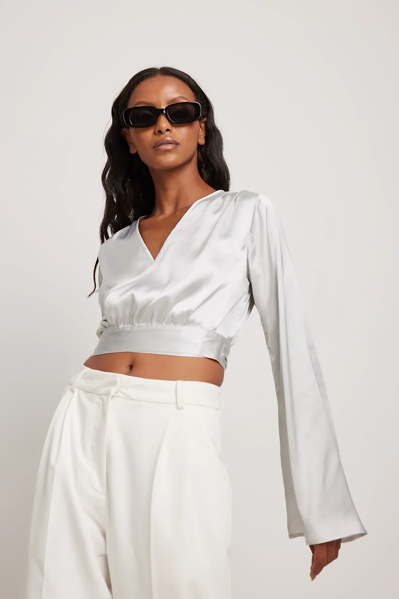 NA-KD Party Blus med omlott fram - Grey,Silver