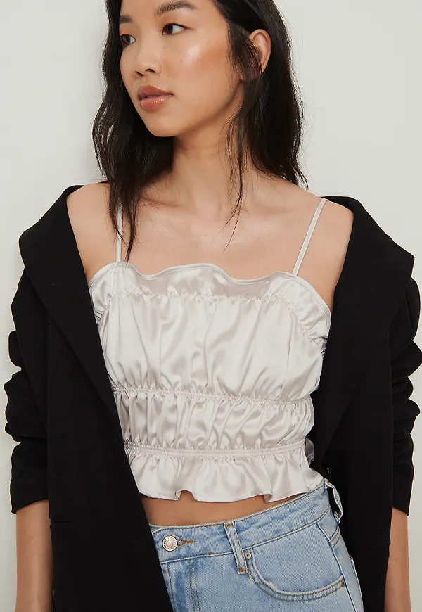NA-KD Party Croppad Satintopp - Offwhite