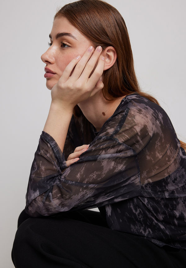 NA-KD Party Lös topp i mesh - Grey,Multicolor