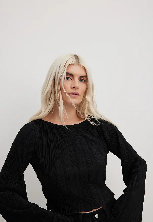 NA-KD Party Plisserad topp - Black
