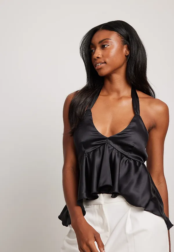 NA-KD Party Satin v-ringad topp - Black