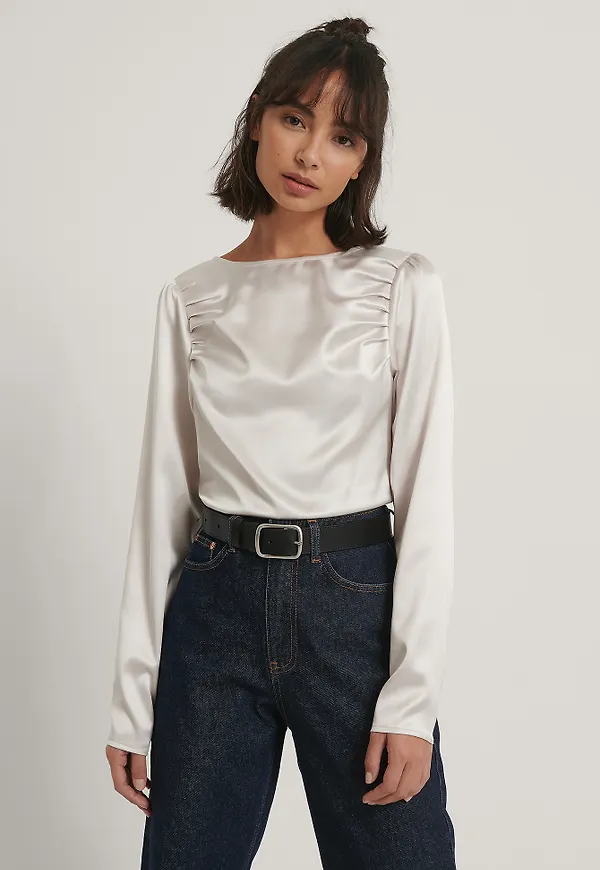 NA-KD Party Satinblus - White