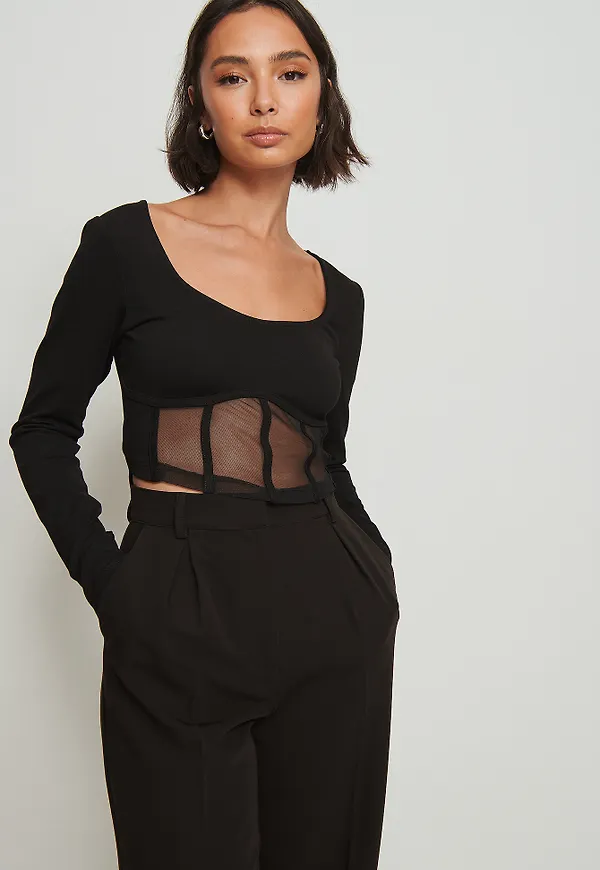 NA-KD Party Topp med meshdetalj - Black