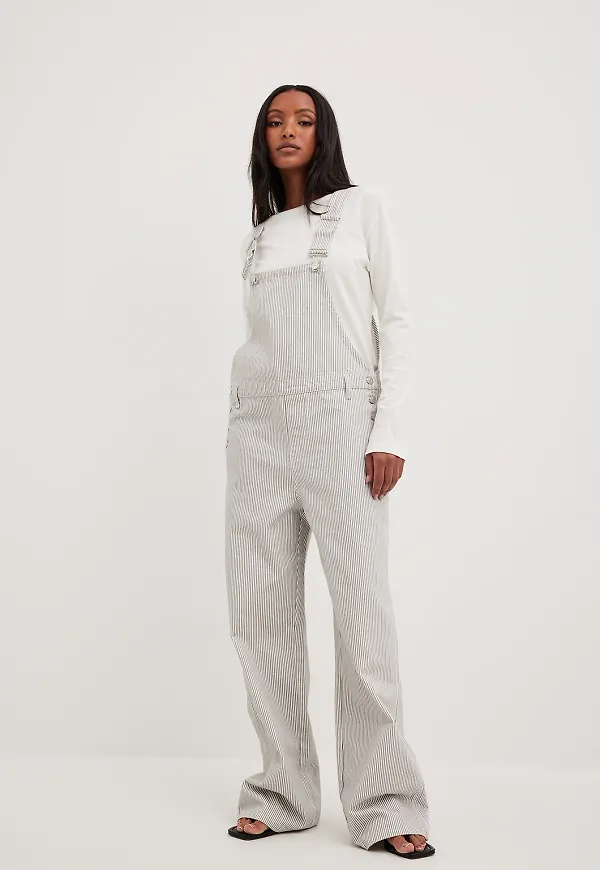 NA-KD Randig jumpsuit i denim - Stripe