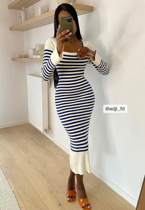 NA-KD Randig stickad maxiklänning - Blue,Stripe