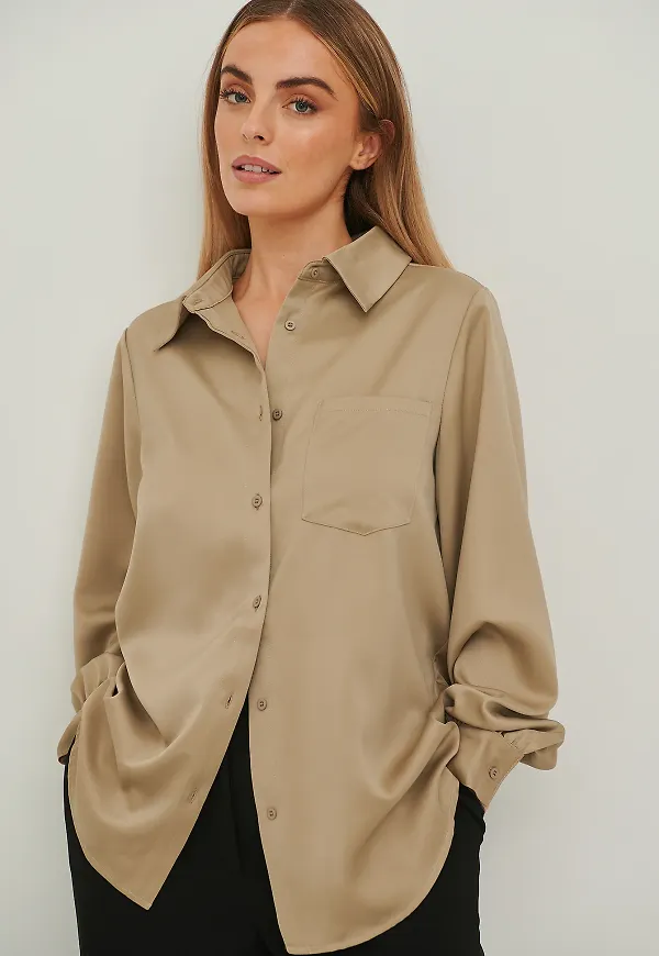 NA-KD Recycled oversize satinskjorta - Beige