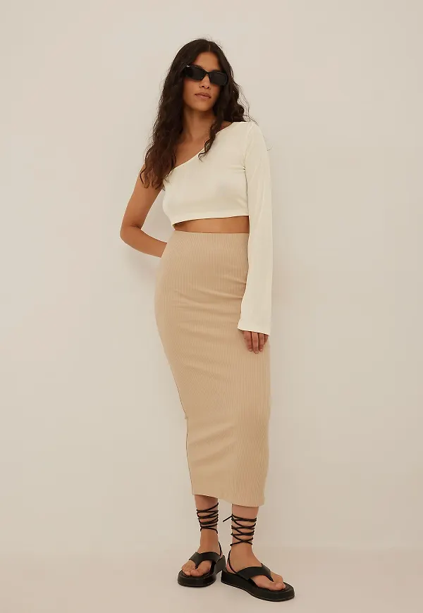 NA-KD Ribbad midikjol - Beige