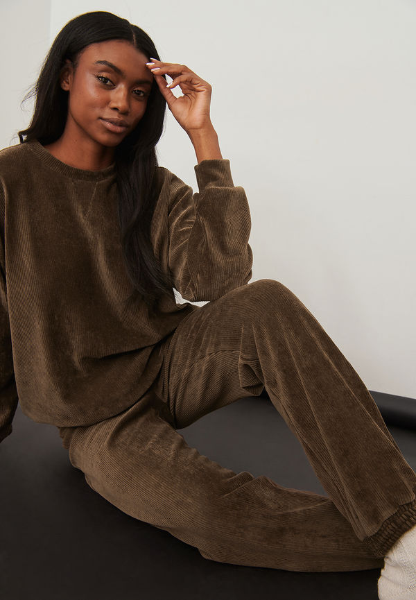 NA-KD Ribbad oversize tröja - Brown