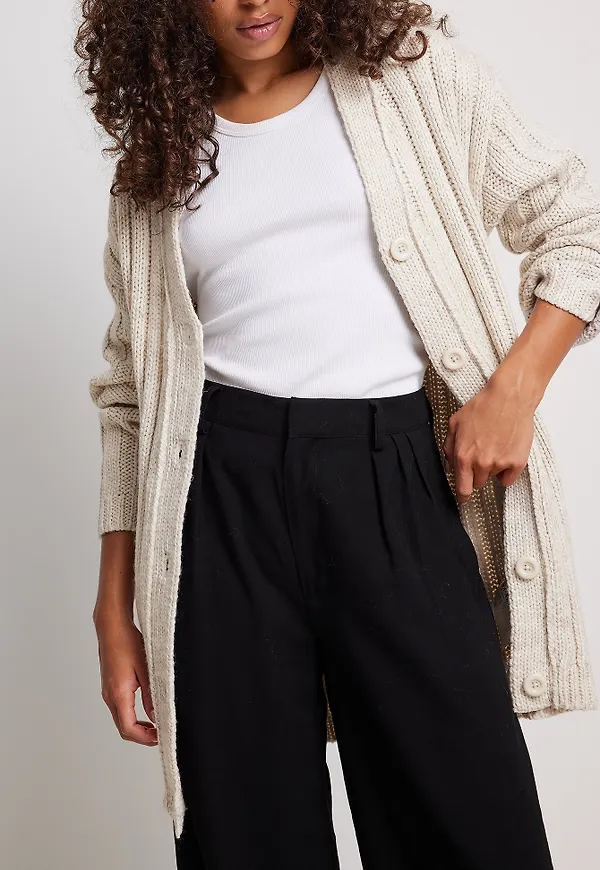 NA-KD Ribbstickad kofta - Beige