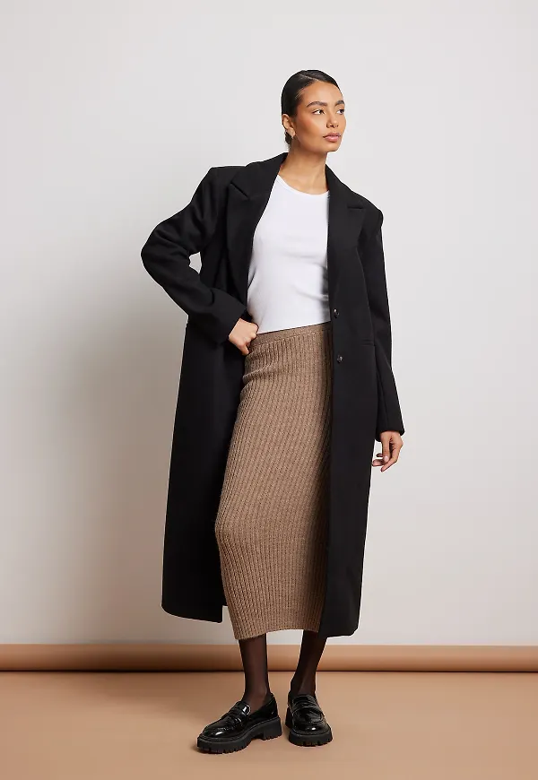 NA-KD Ribbstickad midikjol - Beige