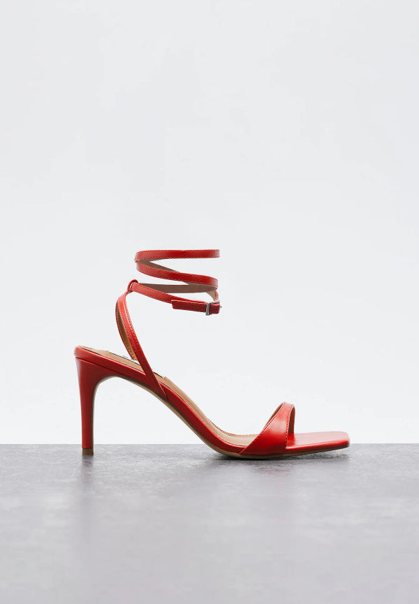 NA-KD Shoes Glansiga högklackade sandaler - Red