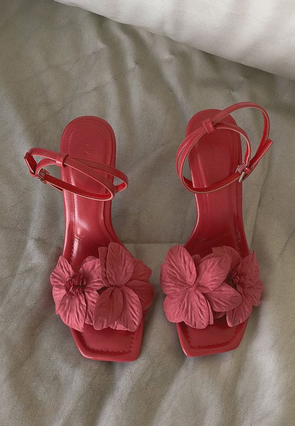NA-KD Shoes Klackskor med stor blomdetalj - Pink