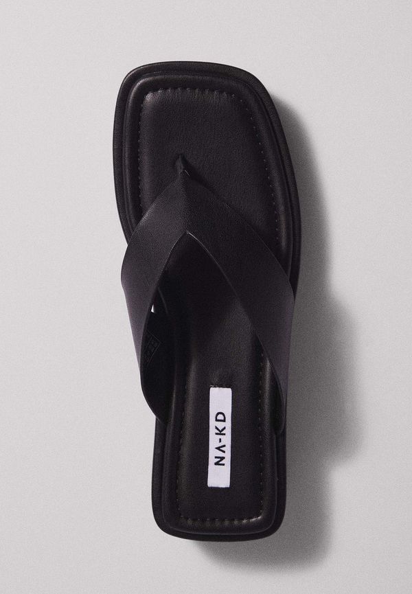 NA-KD Shoes Platta tofflor med tårem - Black
