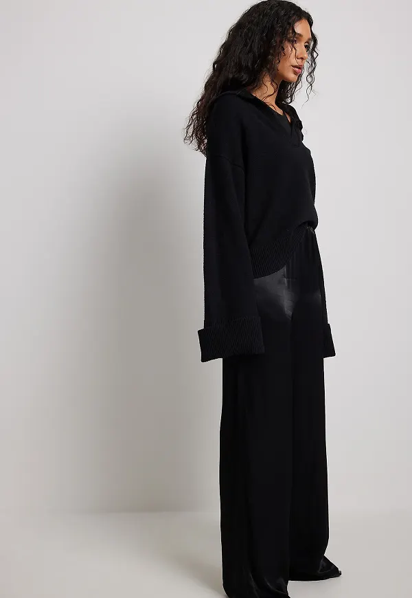 NA-KD Smala satinbyxor med elastisk midja - Black