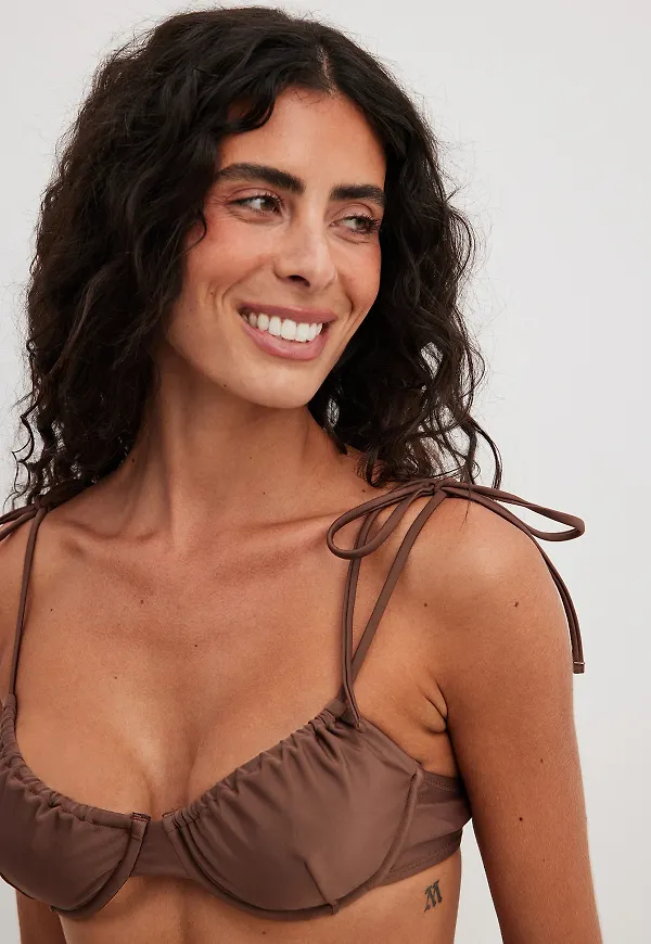 NA-KD Swimwear Bikini-BH med knytning - Brown