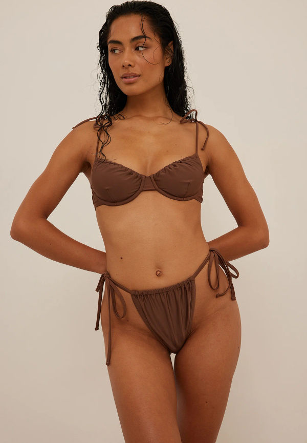NA-KD Swimwear Bikiniunderdel med knytning i sidan - Brown