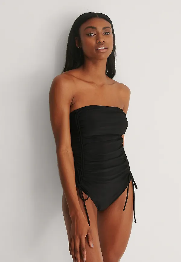 NA-KD Swimwear Recycled bandeau-baddräkt - Black