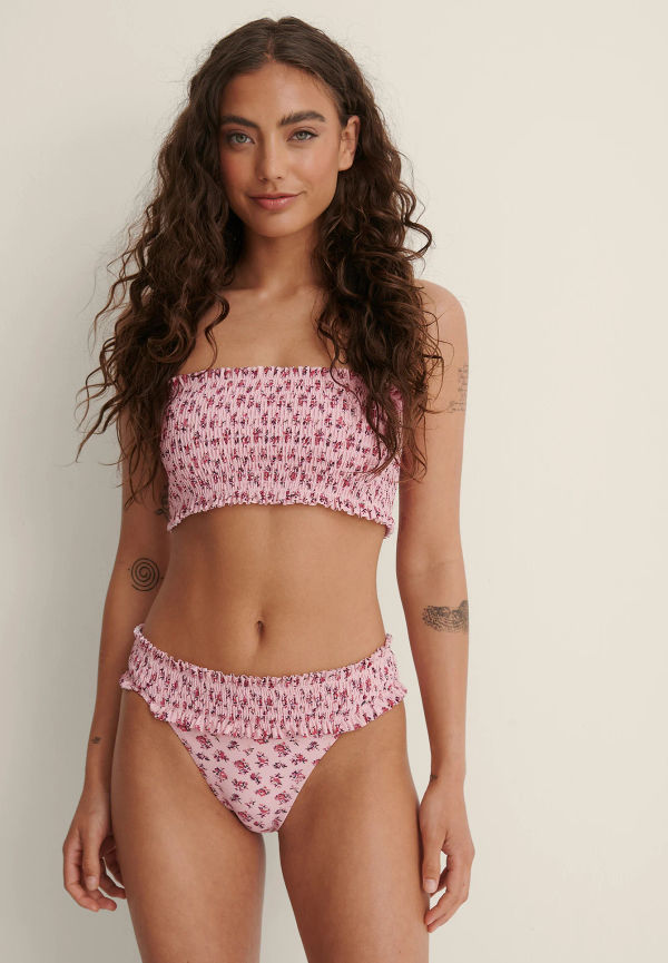 NA-KD Swimwear Smocked Flounce Bikini Panty - Pink