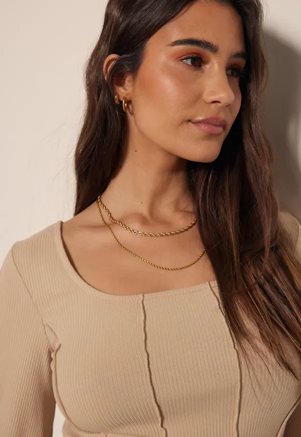 NA-KD Topp med sömdetalj - Beige