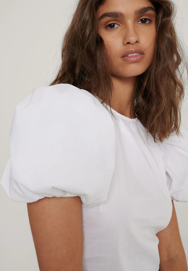 NA-KD Trend Blus Med Kort Puffärm - White