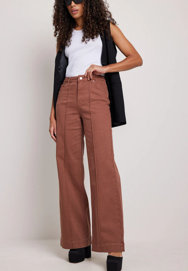 NA-KD Trend Denim med vida ben - Brown