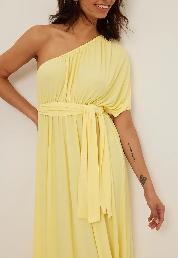 NA-KD Trend Draperad maxiklänning - Yellow