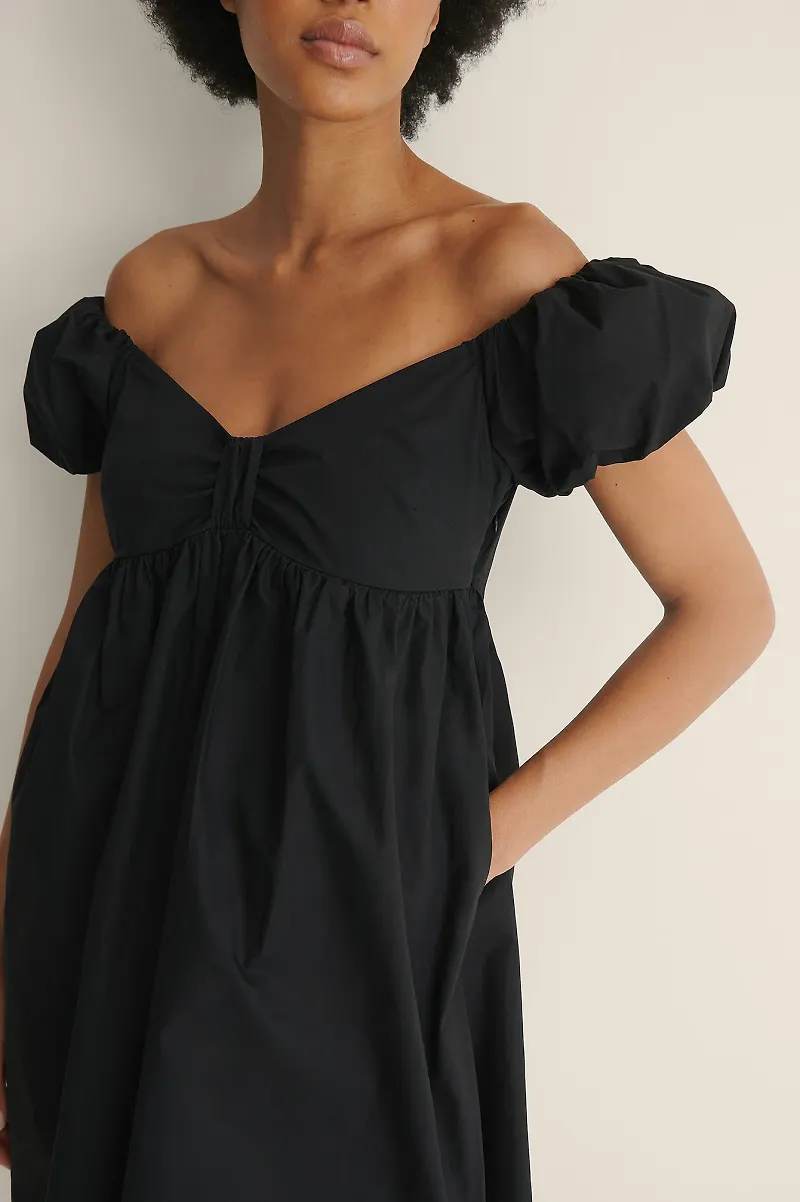 NA-KD Trend Ekologisk miniklänning off-shoulder - Black
