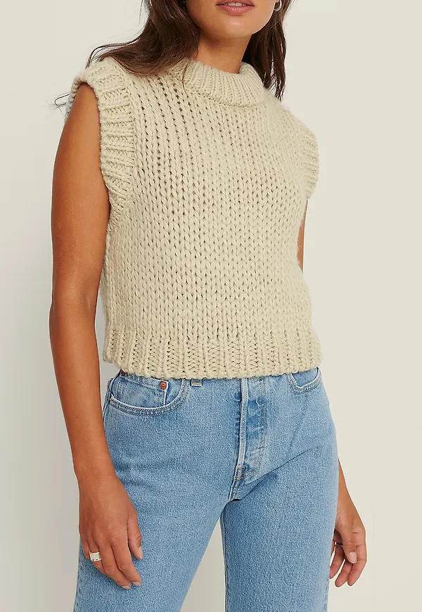 NA-KD Trend Grov kabelstickad väst - Beige
