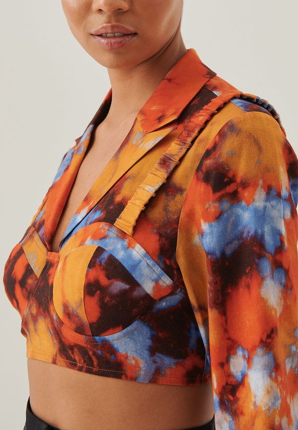 NA-KD Trend Linneblus med bystdetalj - Multicolor