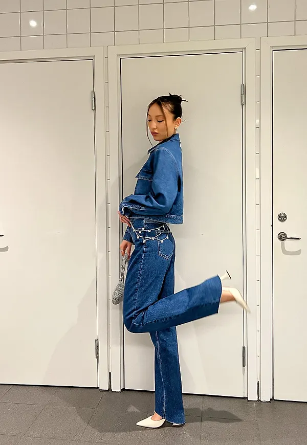 NA-KD Trend Lös denim med mellanhög midja - Blue
