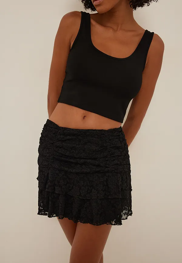 NA-KD Trend Minikjol i spets - Black