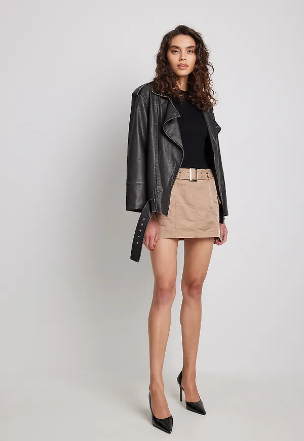 NA-KD Trend Minikjol med bälte - Beige