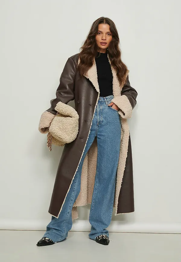 NA-KD Trend Pu-kappa med teddydetalj - Brown