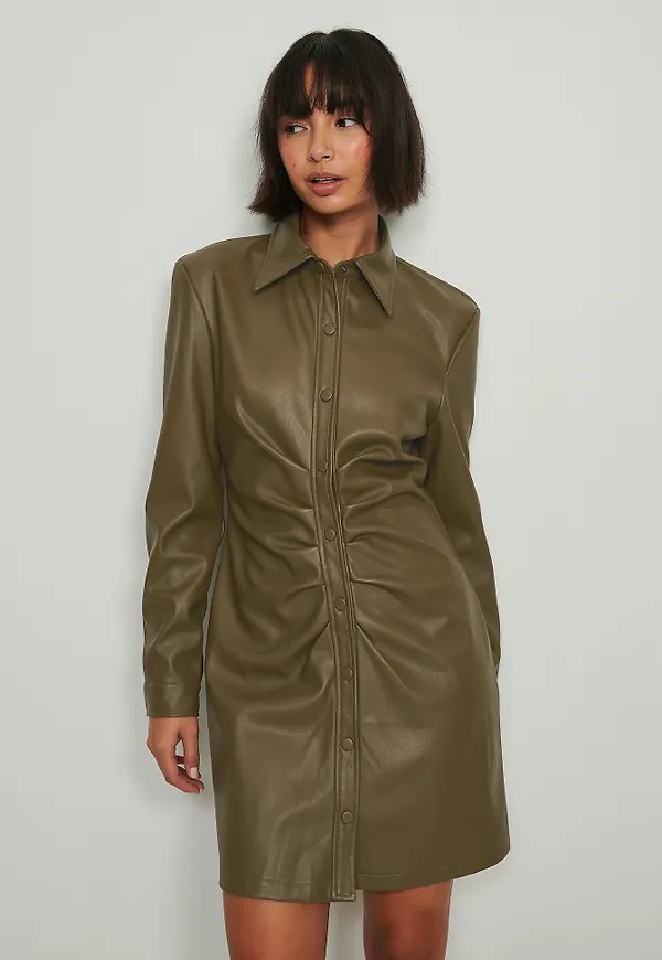 NA-KD Trend PU-miniklänning med rynk - Green