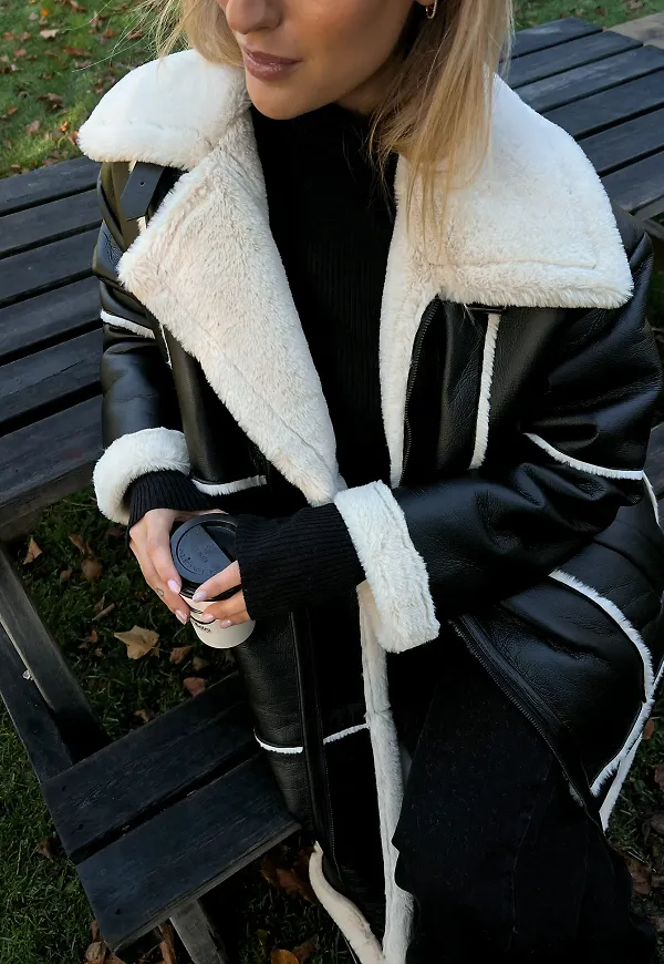 NA-KD Tröja med hög hals - Black