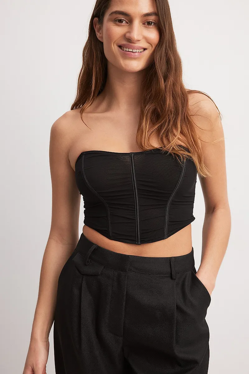 NA-KD Hjärtformad korsett - Black