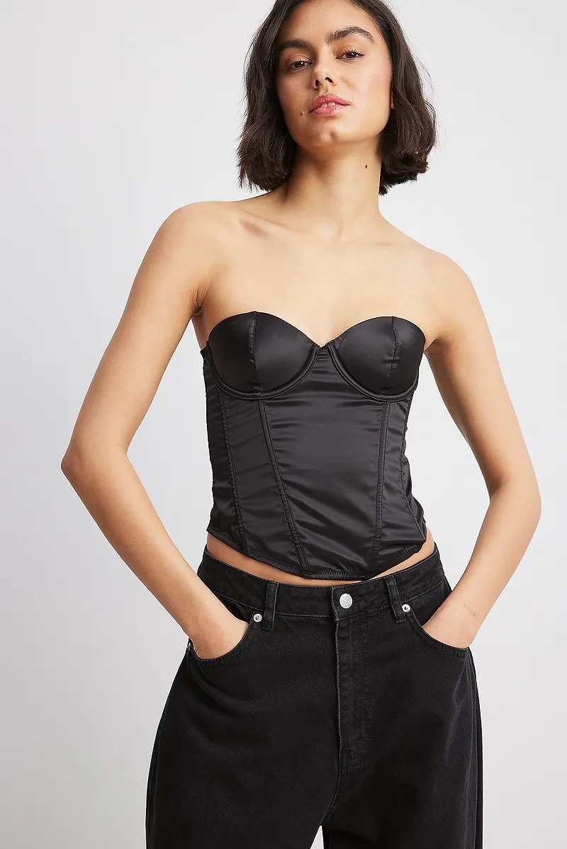 NA-KD Lingerie Skräddarsydd korsett i satin - Black