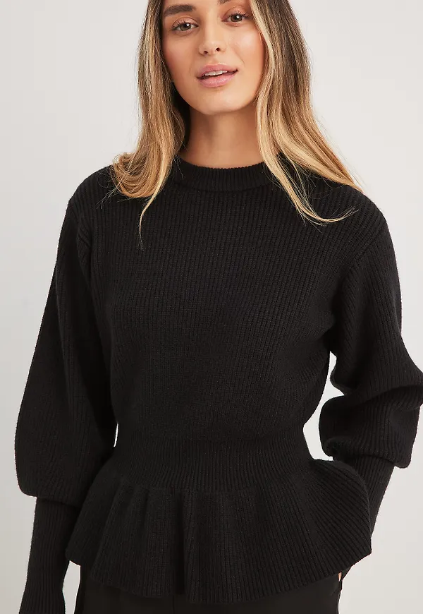 NA-KD Stickad peplum-tröja - Black