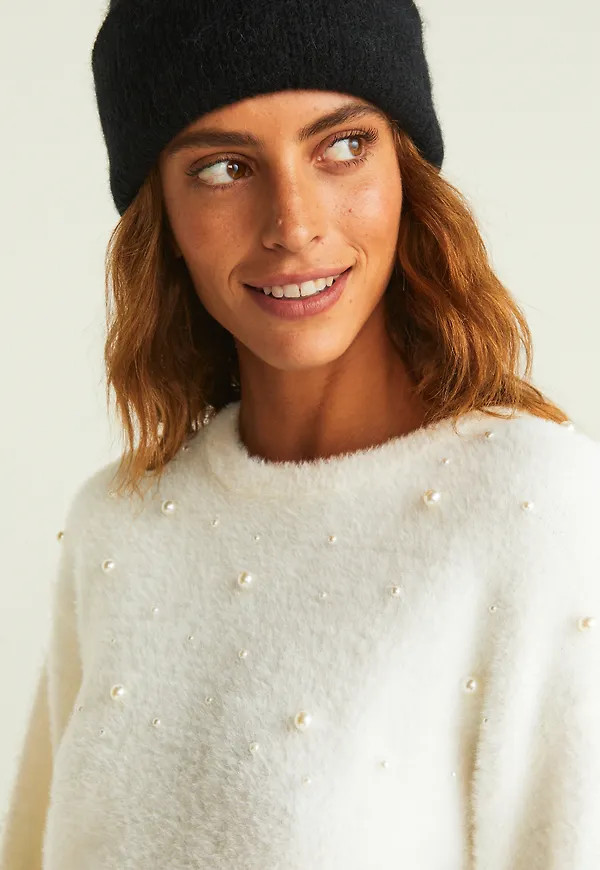 Natalya knit