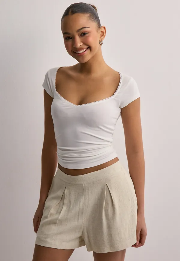 Nelly - Beige - Flowy Linen Shorts
